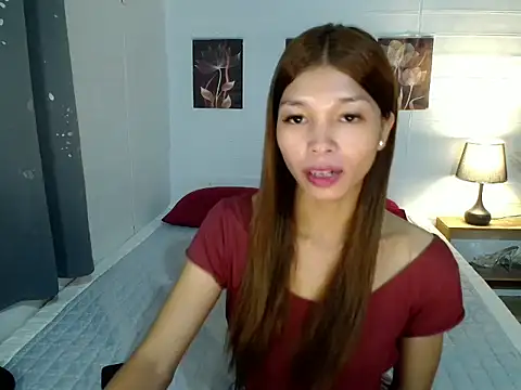 Snapshot of Missmooreexx chatting on October 3, 10:31 am Missmooreexx online show from October 3, 10:31 am