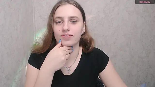 AmandaDimond  online show from March 11, 12:31 pm