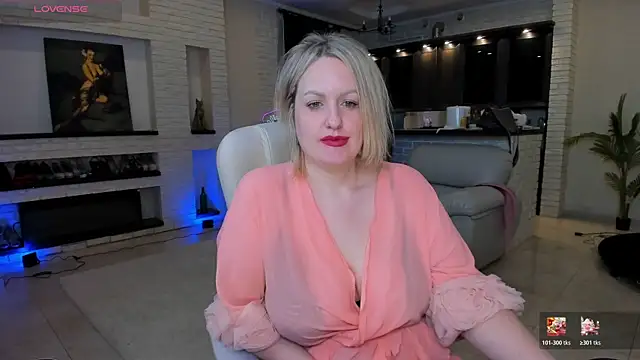 MariemLui online show from February 9, 5:15 pm