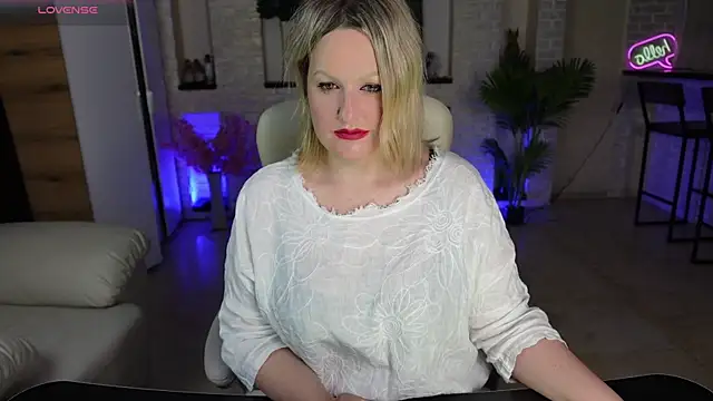 MariemLui online show from April 2, 3:09 pm