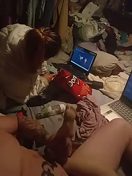 Twoslipperywhenwett online show from November 8, 8:47 pm