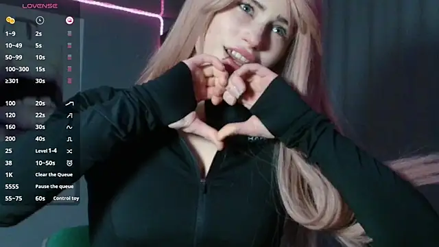 PieraMarch online show from December 15, 8:14 pm