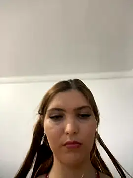 Snapshot of USER-9 chatting on October 28, 9:30 pm USER-9 online show from October 28, 9:30 pm