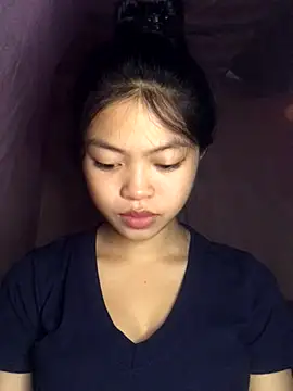 Snapshot of Thy00__ chatting on October 8, 1:54 am Thy00 online show from October 8, 1:54 am