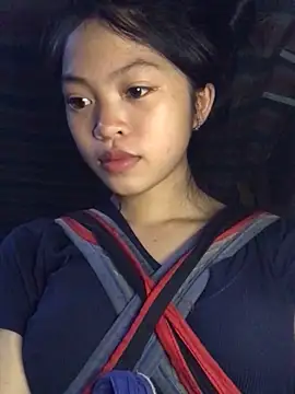 Snapshot of Thy00__ chatting on September 17, 10:13 am Thy00 online show from September 17, 10:13 am