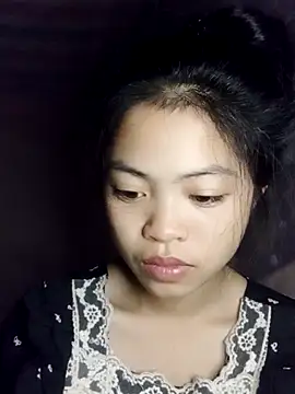 Thy00   online show from February 10, 8:45 pm