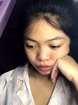 Snapshot of Thy00__ chatting on October 12, 1:41 am Thy00 online show from October 12, 1:41 am