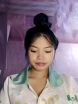 Snapshot of Thy00__ chatting on October 26, 3:29 pm Thy00 online show from October 26, 3:29 pm