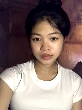 Snapshot of Thy00__ chatting on October 15, 3:36 pm Thy00 online show from October 15, 3:36 pm