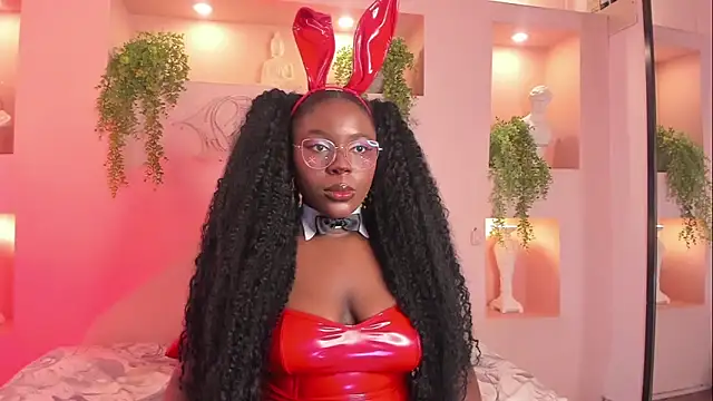 NanyMoreno online show from October 31, 1:15 pm