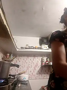 ISHANI-SINGH online show from April 10, 3:29 pm