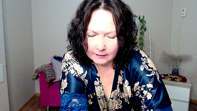 milf hornys online show from November 27, 5:27 pm