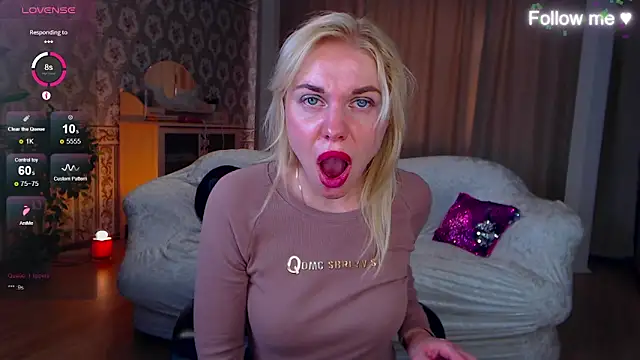 LiSinDoll online show from April 3, 3:59 am