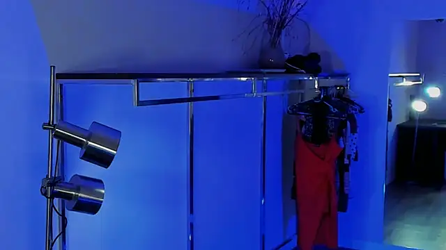 MariGven online show from March 4, 2:01 pm