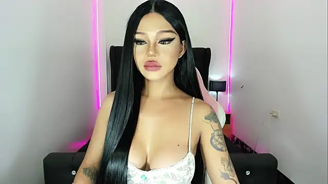 DazzlingDivaLiza online show from April 17, 10:34 pm