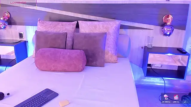 Adaa Stone online show from December 21, 4:17 am