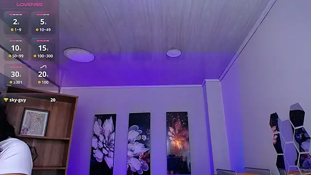 roseefancy online show from September 10, 1:44 pm