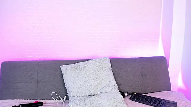 missweetpeach online show from December 1, 9:17 pm