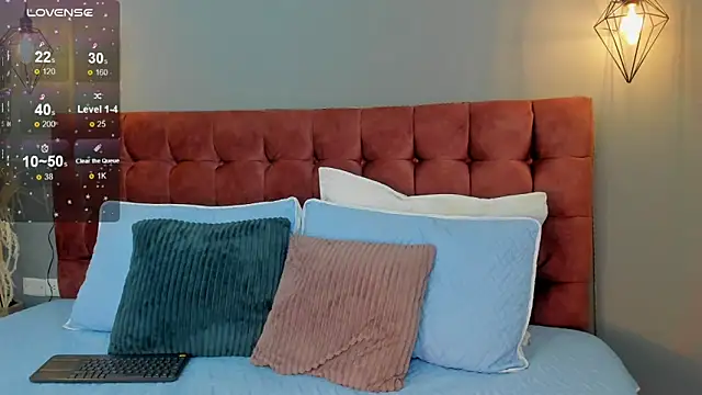 Tania 77  online show from December 3, 12:40 pm