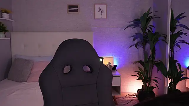 barbaramarmol online show from February 20, 12:50 pm