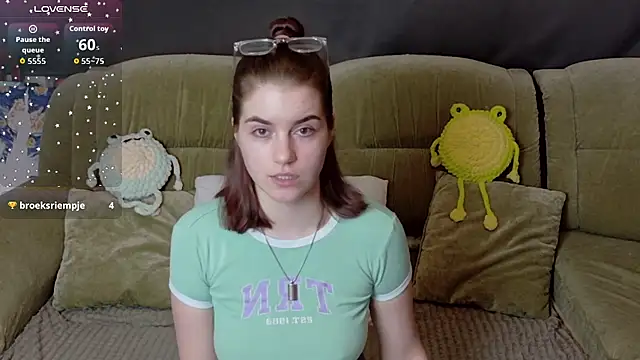 ElzaBlis online show from March 12, 3:15 pm