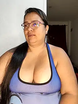 NARNYALABELLA online show from February 14, 10:39 am