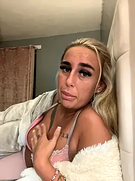 EllieMaeBaby online show from September 20, 8:40 pm