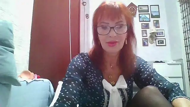 Snapshot of Mellana chatting on September 23, 6:33 am Mellana online show from September 23, 6:33 am