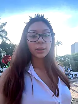 Melody-baby online show from December 3, 9:50 pm