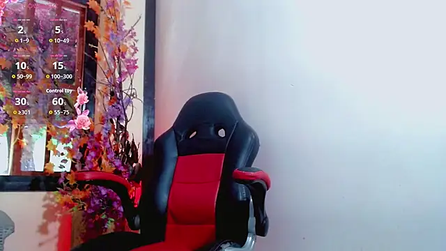 Madison Mujica online show from September 19, 11:31 am