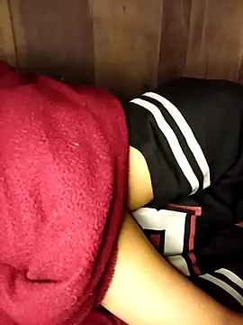 tthun1 online show from April 17, 2:46 am