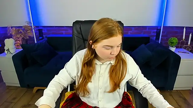 KattyRose8 online show from September 18, 5:39 am