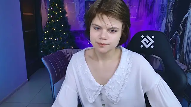 EllieMurler online show from January 11, 1:27 pm