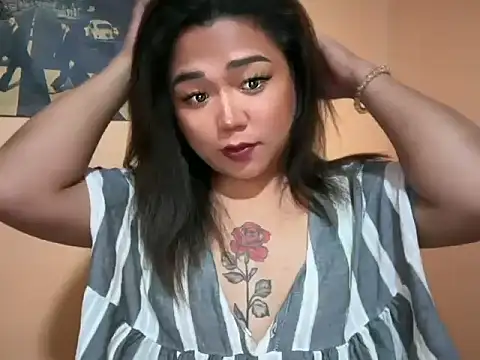 luluakovi 69 online show from July 12, 6:20 pm