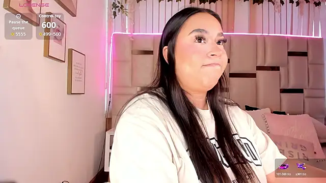 Zoey thompson online show from November 21, 9:17 pm