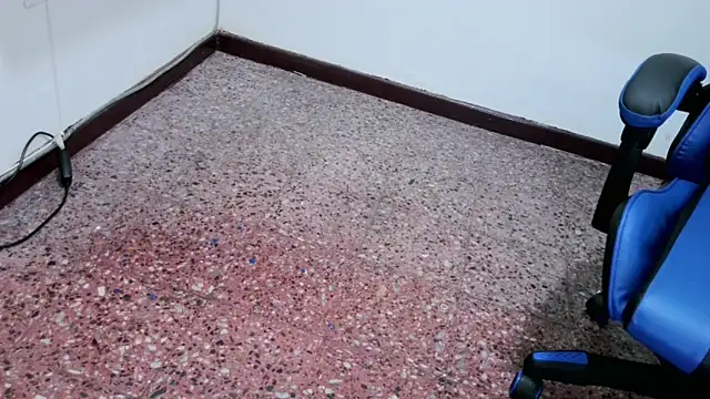 marsmith1 online show from April 13, 7:14 pm