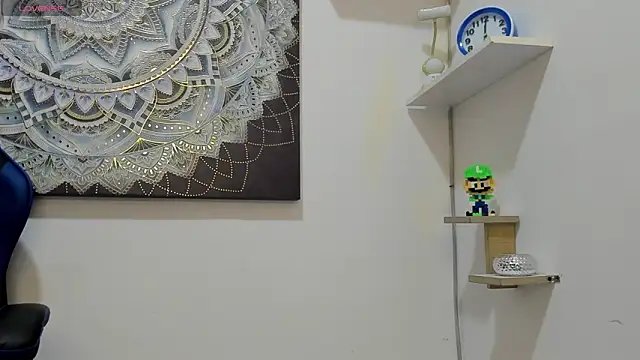 marsmith1 online show from April 11, 7:06 pm