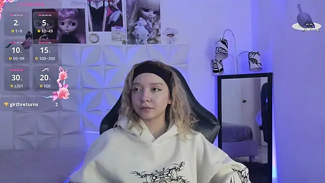 JuliethMoss online show from November 4, 8:14 pm