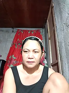 Everleigh mom online show from September 18, 9:24 pm