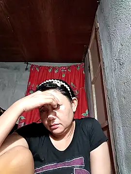 Everleigh mom online show from September 25, 10:36 am