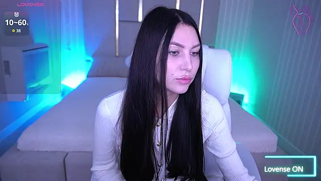 EliseVelour online show from November 5, 1:49 pm