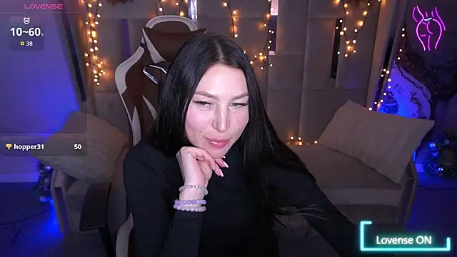 EliseVelour online show from February 14, 2:19 pm