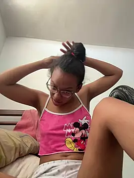 Valen1800 online show from March 15, 6:10 pm