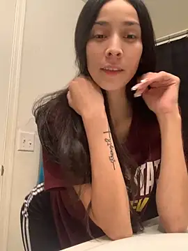 lovinlush online show from November 8, 5:23 am