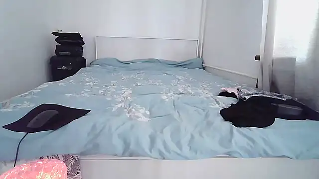 sakuradelreina online show from October 13, 5:10 am