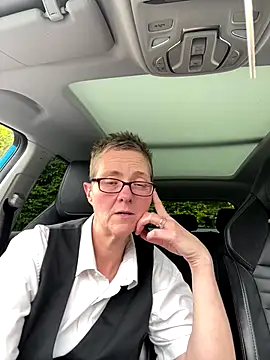 Curvy-Jinx online show from October 2, 1:27 pm