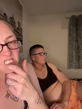 Curvy-Jinx online show from September 28, 8:36 pm