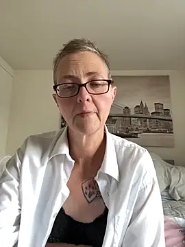 Curvy-Jinx online show from September 12, 3:08 pm