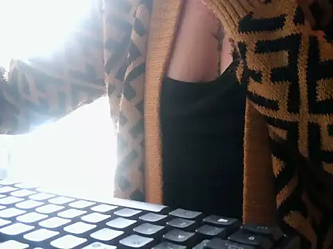 muscle mommyy online show from September 9, 4:51 pm