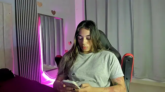 rachell owen online show from December 3, 4:37 am